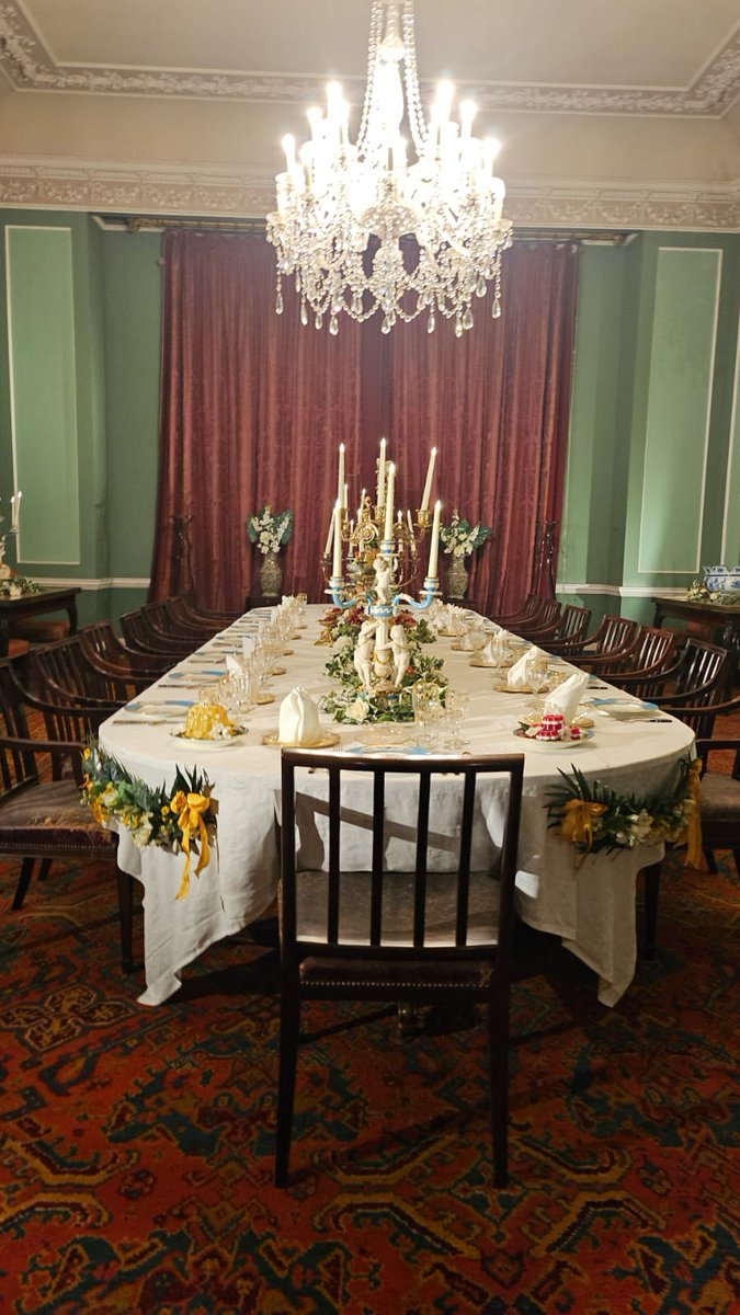 🤔Have you ever been to Knutsford? 

🦌It's has stunning nature in Tatton Park, where you can see deer and sheep and other animals. The students even had the chance to visit Tatton Hall - opened in 1884! 

❔Would you like to join our trips to enrich your learning experience?