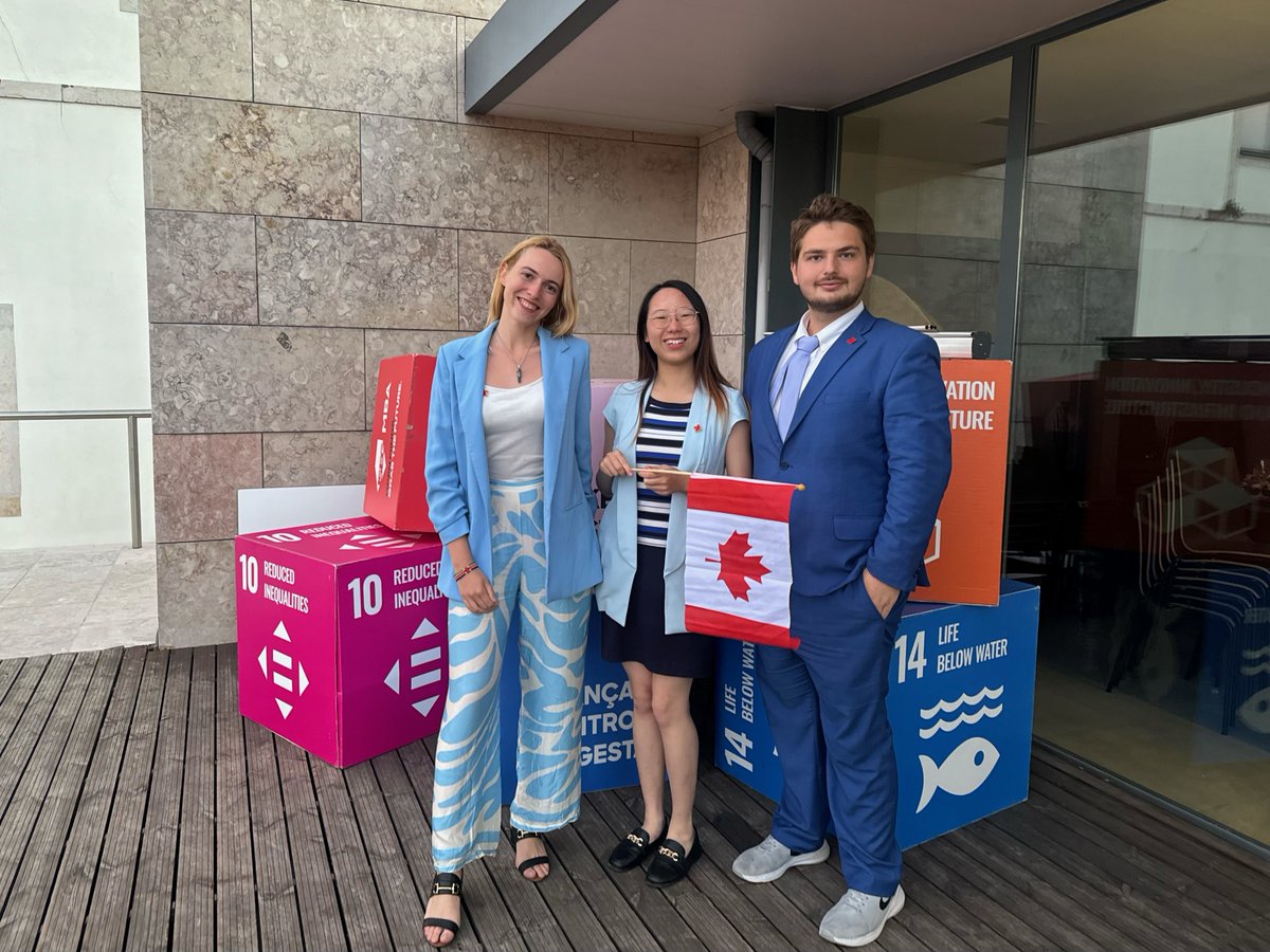Ivey Business School (@iveybusiness) on Twitter photo HBA student Shirley Zhong and her Xatoms co-founders won $500,000 at Startupfest and qualified for the Hult Prize Foundation Global Accelerator! Learn more about their entrepreneurship journey: ivey.uwo.ca/news/news-ivey…
#IveyBusiness #Entrepreneurship <a href="/MorrissetteEntr/">Morrissette Entrepreneurship</a> HBA student Shirley Zhong and her Xatoms co-founders won $500,000 at Startupfest and qualified for the Hult Prize Foundation Global Accelerator! Learn more about their entrepreneurship journey: ivey.uwo.ca/news/news-ivey…
#IveyBusiness #Entrepreneurship <a href="/MorrissetteEntr/">Morrissette Entrepreneurship</a>