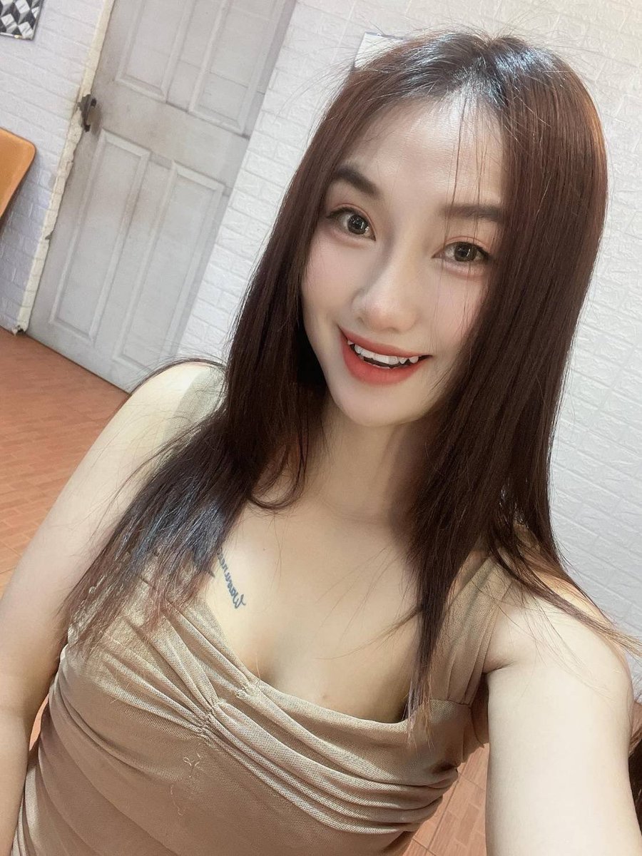 BankBank1593966's tweet photo. 🌸นวดผ่อนคลาย นครสวรรค์
🌟พร้อมรับงานมีให้เลือกค่ะ🌸
#รับงานนวดนครสวรรค์
#เอนเตอร์เทน #ค้างคืน 
#นครสวรรค์ 
#ในเมืองนครสวรรค์ 
#นวดนครสวรรค์ 
#นวดน้ํามัน  #ลาดยาว 
#ชุมแสง #พยุหะคีรี 
#รับงานนครสวรรค์
ID : nny1417
line : https://t.co/KTVmRDu6CD
ติดต่อ : 082-55872-30 https://t.co/4qAApPoWZh