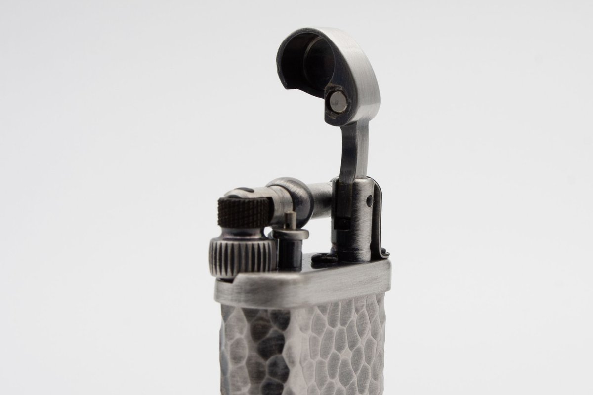 MeyTrade's tweet photo. Meytrade - IM Corona Zinn Gehämmert Feuerzeug der Old Boy Klassiker - 28 % Rabatt
*** nur für kurze Zeit ***
https://t.co/9mKXWVzbOZ
#meytrade #Pfeife #pipe #pipelighter #IMCorona #Pfeiferauchen #pipesmoking #smokingpipes https://t.co/VlMist6iLI