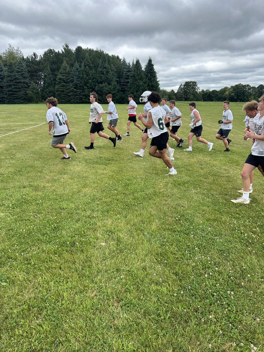 KMLHSfootball tweet media