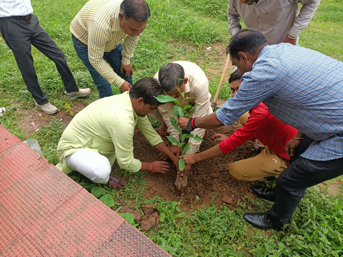 गुरुवंदन कार्यक्रम राजकीय महाविद्यालय बसवा