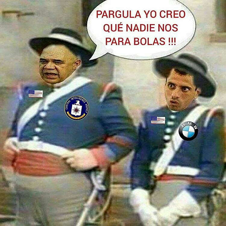 Los soldados que está llamando la sallona 😂😂😂