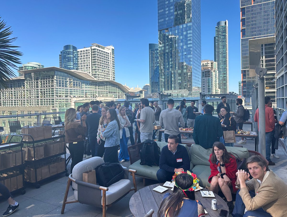 Founders have been busy cooking this summer in SF

Thank you <a href="/AnthropicAI/">Anthropic</a> for bringing our founders along with your exciting roadmap and mastering PMF with your boba bar :)

<a href="/DanielaAmodei/">Daniela Amodei</a> <a href="/mikeyk/">Mike Krieger</a> @joandthezhus <a href="/solbier1/">solbier</a> <a href="/factorialfunds/">factorialfunds</a> <a href="/jamesekaplan/">James Kaplan</a> <a href="/NEA/">NEA</a> <a href="/btp4z7/">bryan pratte</a> <a href="/james_elicit/">James Brady</a>