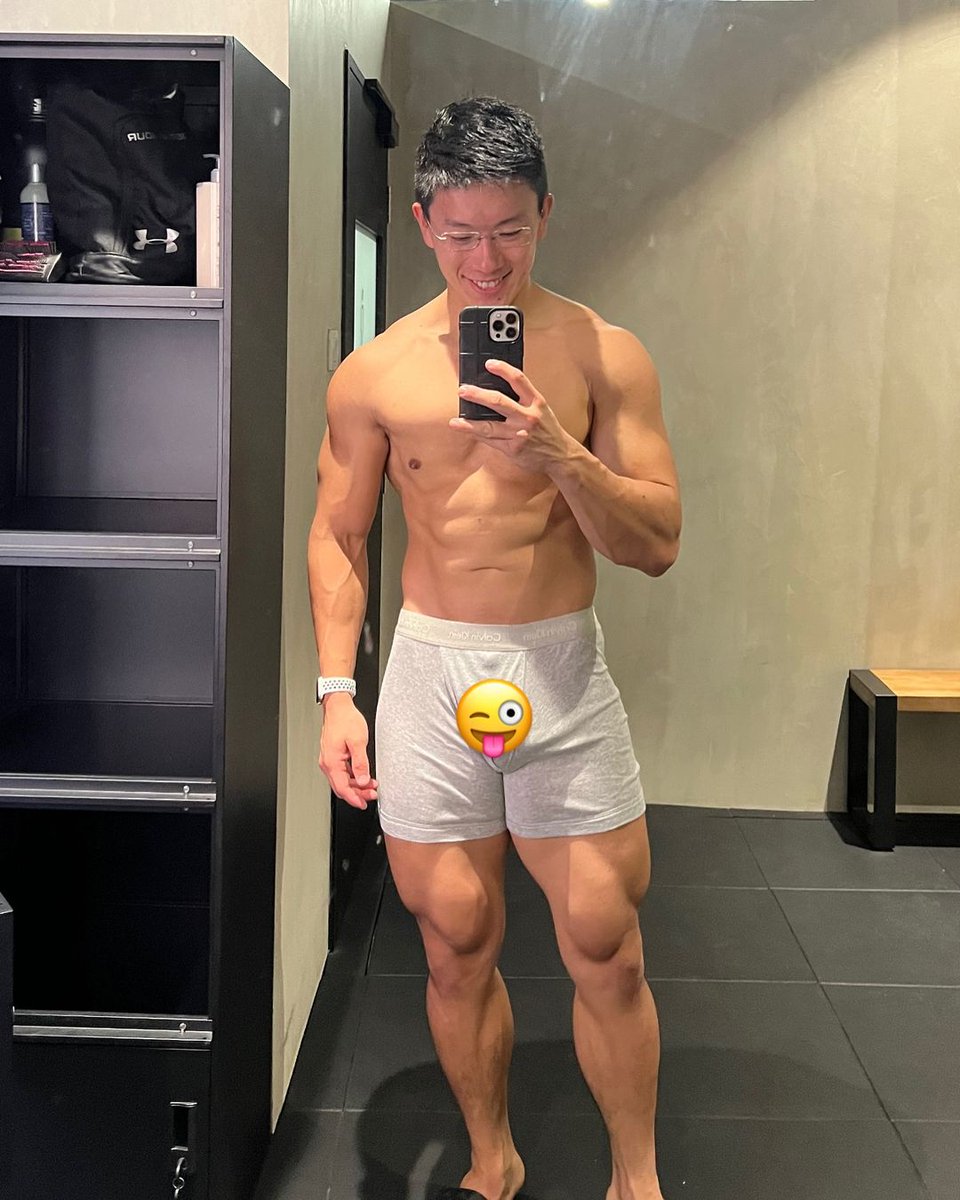 silverrrfauxxx's tweet photo. 😜 https://t.co/ot5WsKw8C0