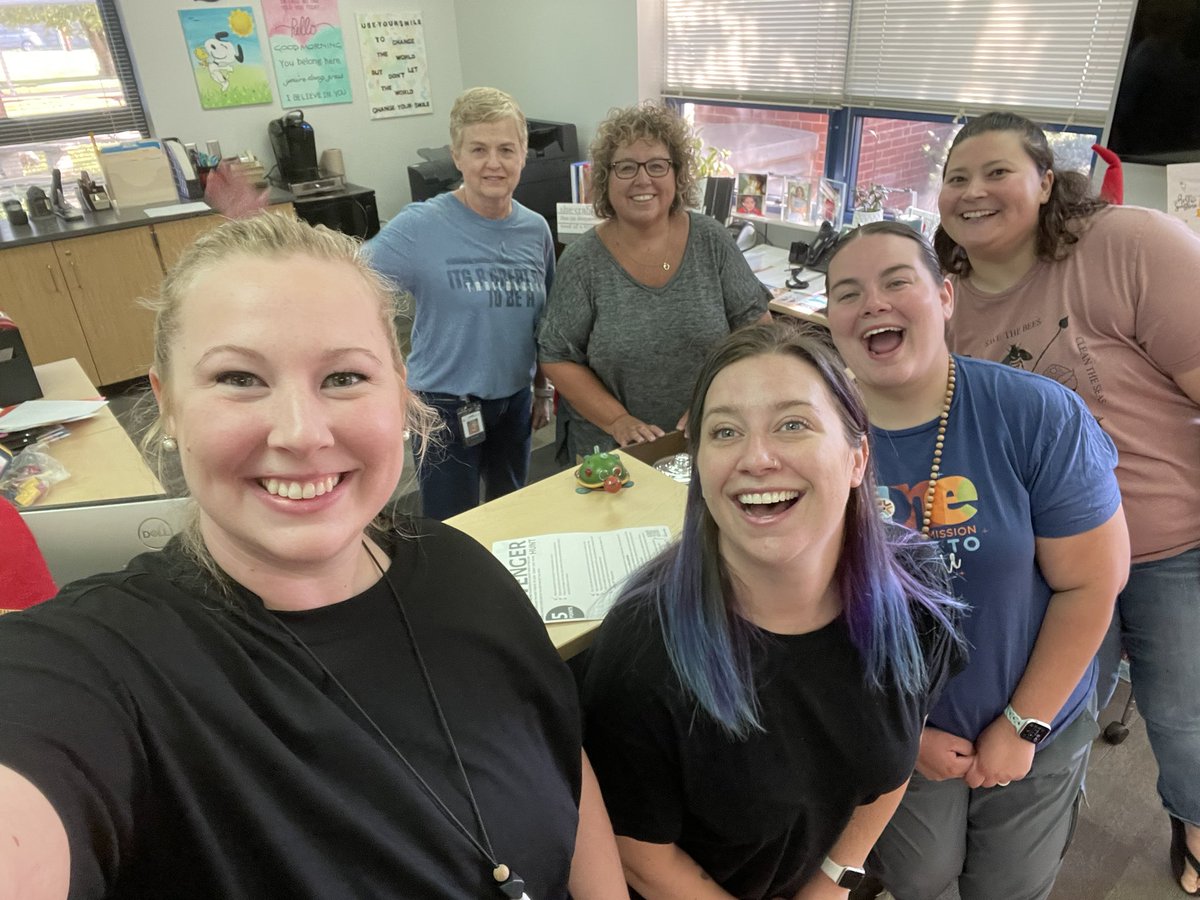 MrsSmith_Music's tweet photo. Welcome back scavenger hunt! @SFT512 #AllInSMSD #SFTTrailblazers https://t.co/PhEoNnP0JL