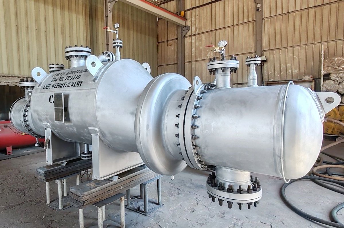 GaswaAl's tweet photo. We are glad to announce the successful completion of the mechanical design, fabrication, and supply of an ASME Stamped shell and tube heat exchanger for SABIC! #Engineering #HeatExchanger #ASME #Fabrication #SABIC https://t.co/vYxtBOEFo3 https://t.co/vbOddcWm6B