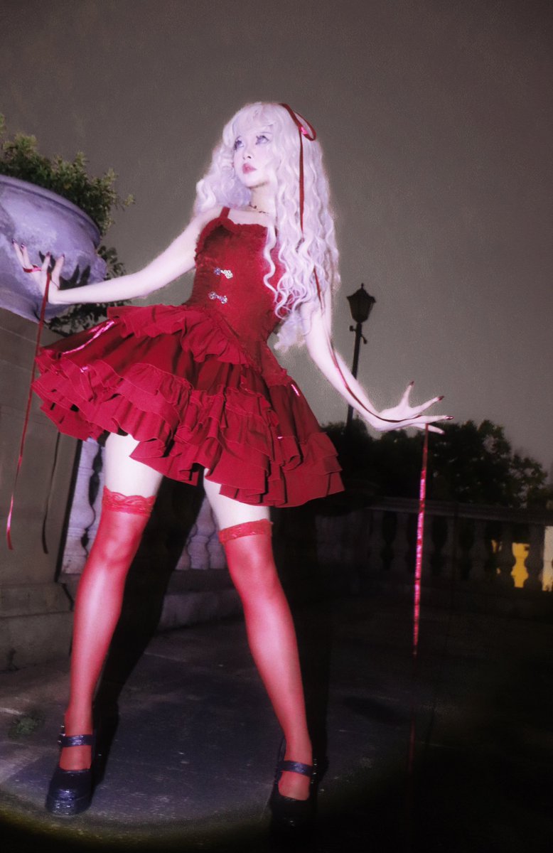 TenWitch2022's tweet photo. 一起来加入午夜狂欢吧 #lolitafashion #gothic #lolitta #jfashion #fyp #egl #ootd #OotdStyle #vkeifashion #gothicfashion #victoriangoth #dress #ロリータファッション #ໂລລິຕ້າ #стильлолита #tenwitches #Chinalolita #OriginalDesign #OriginalDesignBrand https://t.co/xQyav8cE4O