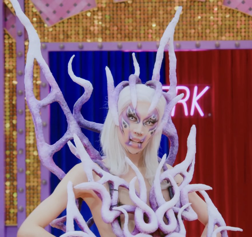 FranzySpring's tweet photo. she’s the icon. the myth. the legend. mapapa YUDIPOTA ka nalang talaga‼️

this was also her episode, btw. 

#DragRacePH @iyudipota https://t.co/Vf0gKEc2GR