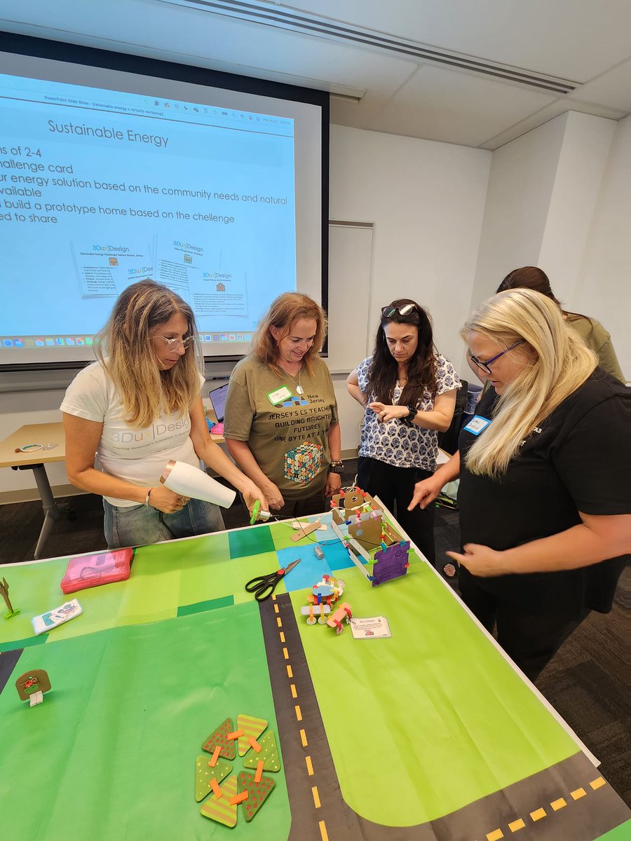 Building wind energy to provide lights to homes <a href="/3Duxdesign/">3Duxdesign</a> #njcspdweek #CompSciNJ <a href="/CSTANewJersey/">CSTANJ</a> <a href="/Cs4Nj/">CS4NJ</a>  Hillsdale Public Schools