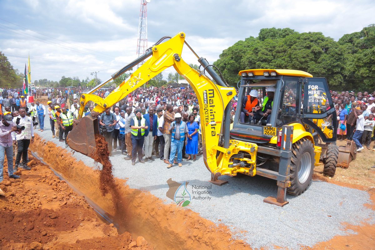 Irrigation_Auth's tweet photo. Today, His Excellency Hon. William Samoei Ruto, PhD., C.G.H. President of the Republic of Kenya and Commander-In-Chief of the Kenya Defence Forces launched Iriari and Kanyuambora Irrigation Projects in Embu County. https://t.co/T4KriZ8KbS