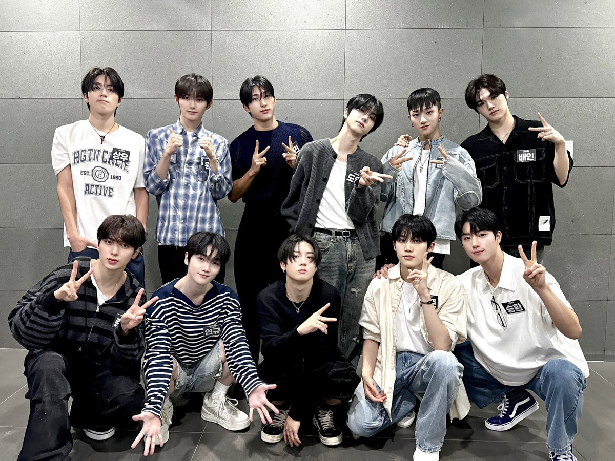 the_crewone's tweet photo. [📸]

240807 MBC #아이돌라디오4 완료🤍

#크래비티 #정모 #원진 선배님과 함께해서
너무 즐거운 시간이었습니다🥰

@CRAVITYstarship

#더크루원 #TheCrewOne
#ATBO #JUSTB
#IDOLRADIO #아돌라 https://t.co/dXqQIw9YSd