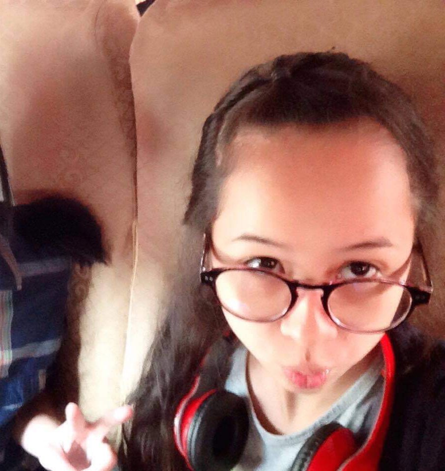 Hannahrsb's tweet photo. น้ำชอบพี่โชนมาก ชอบมา 3 ปีแล้ว น้ำทำทุกอย่าง เปลี่ยนแปลงตัวเองทุกอย่างก็เพื่อพี่ น้ำไปคัดเลือกนางรำ เล่นละครเวที ไปเป็นดรัมเมเยอร์ เรียนหนังสือให้เก่งก็เพื่อพี่ แต่ตอนนี้น้ำรู้แล้วว่า สิ่งที่น้ำควรจะทำมากที่สุดและน่าจะทำมาตั้งนานแล้วคือบอกพี่ว่านำ้ ไม่น่าลงเลยค่ะ #คิดคิด4EVE https://t.co/AKRDWtQJJu