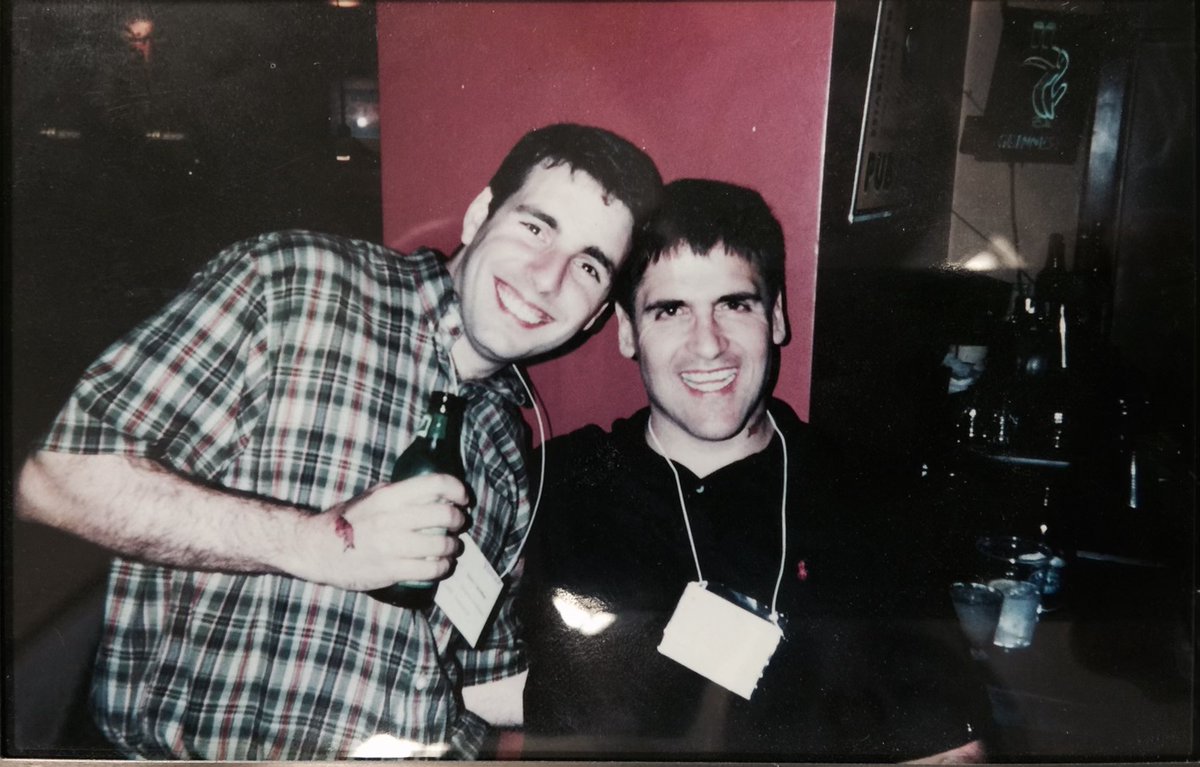 robdnyc's tweet photo. This 25 Year old (myself) got noticed by Mark Cuban and was hired at Audionet (https://t.co/TxP38K6ioR) to run sales and revolutionized digital marketing.

This thread will tell you my story and how I spot marketing opportunities with emerging tech 🧵 https://t.co/Hdswg0HOIZ