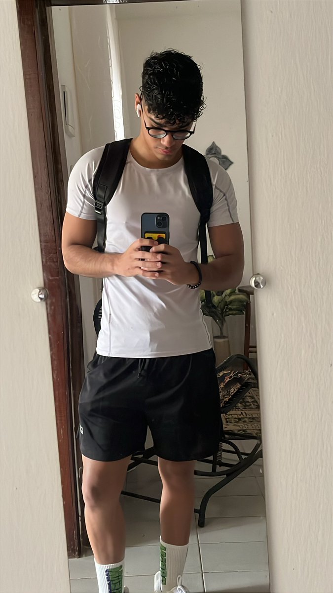 Sempre esquecido 🦋 tweet media