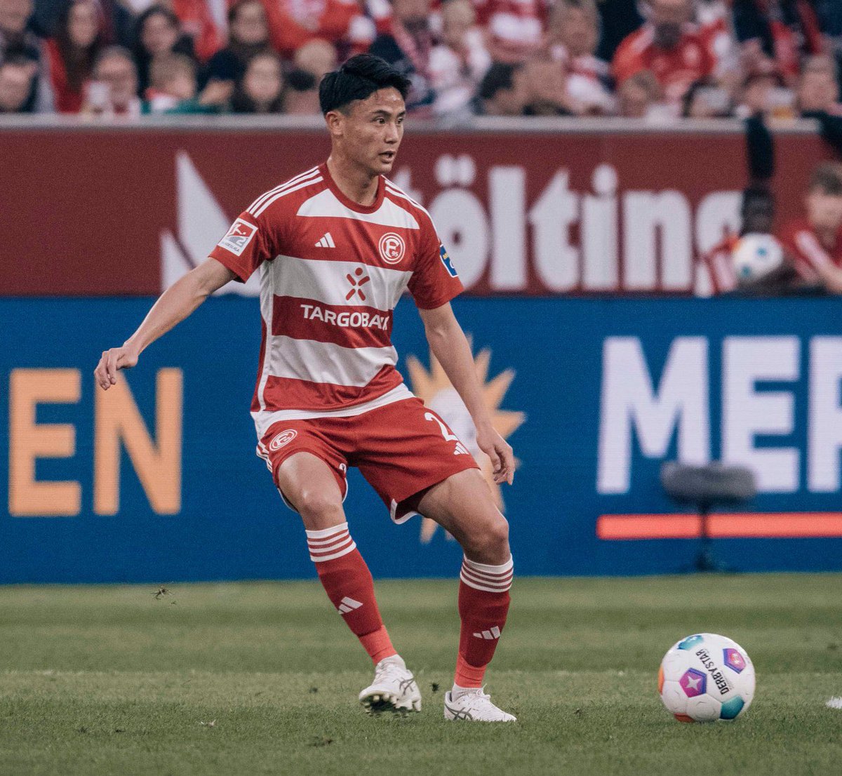 U-23日本代表の内野貴史がUAEのアル・ワスルへ移籍との報道🇯🇵 報道によると3年契約で年俸は130万ドル（約1億9000万円）とのこと💥