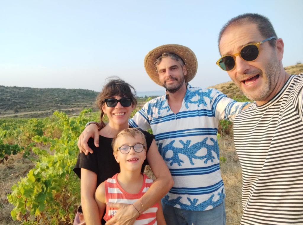 Mireia (@mireiacosta4) on Twitter photo Ahir el nostre estimat Domi ens va convidar a una cata espectacular. Vins de de <a href="/CellerEspelt/">Espelt Viticultors</a> meravellosos, ideats, criats i produits a un dels llocs més fascinants del món <a href="/DOEmporda/">DO Empordà</a> Gràcies! ❤️ Ahir el nostre estimat Domi ens va convidar a una cata espectacular. Vins de de <a href="/CellerEspelt/">Espelt Viticultors</a> meravellosos, ideats, criats i produits a un dels llocs més fascinants del món <a href="/DOEmporda/">DO Empordà</a> Gràcies! ❤️