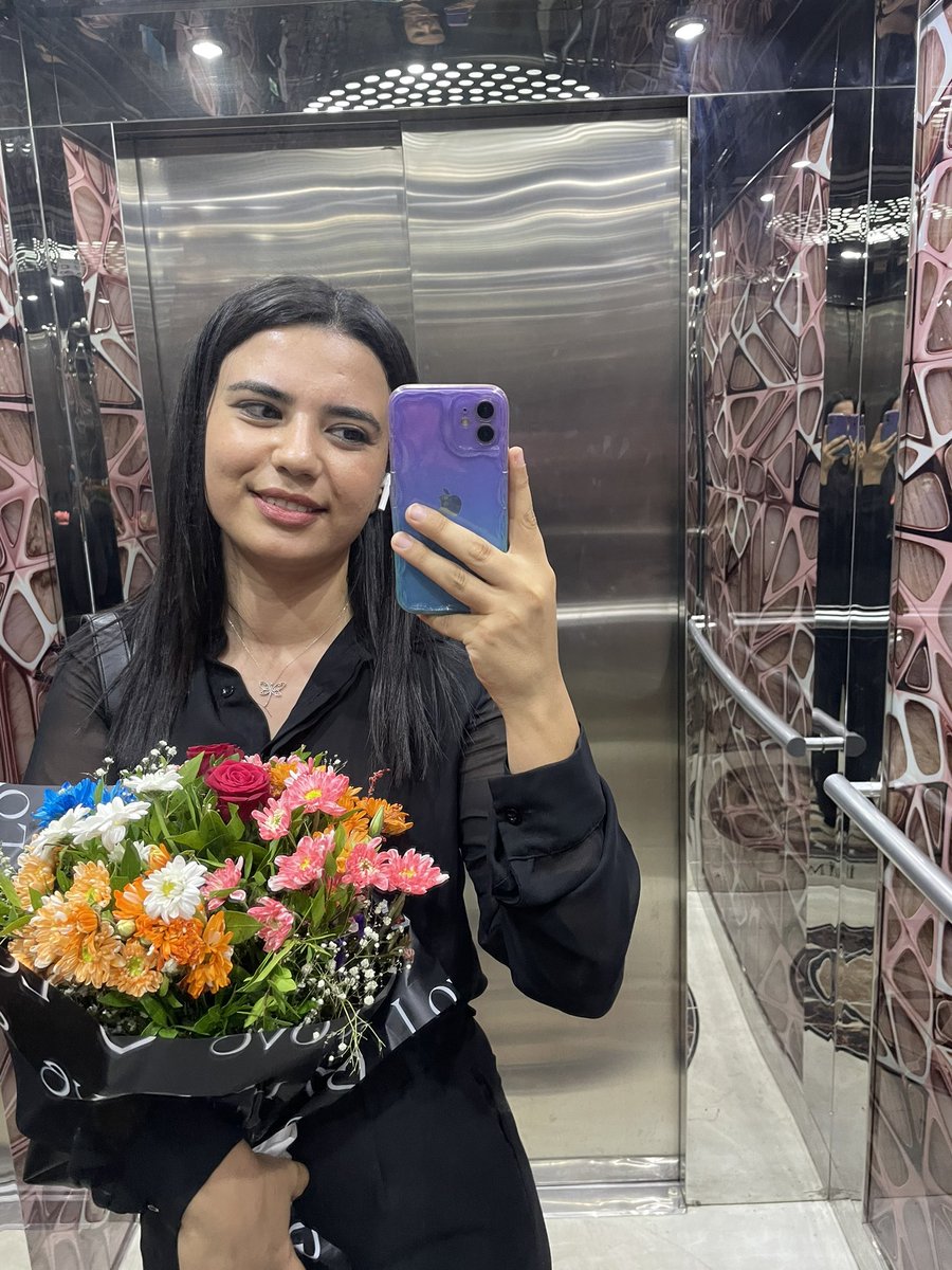 Arkadaşlar ben çiçeğimi aldım.Mangal yelleme işi iptal mi şimdi?