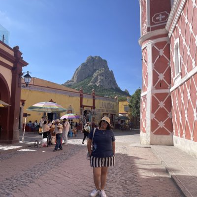 elena_zs's tweet photo. #NuevaFotoDePerfil https://t.co/ldQQf421fj