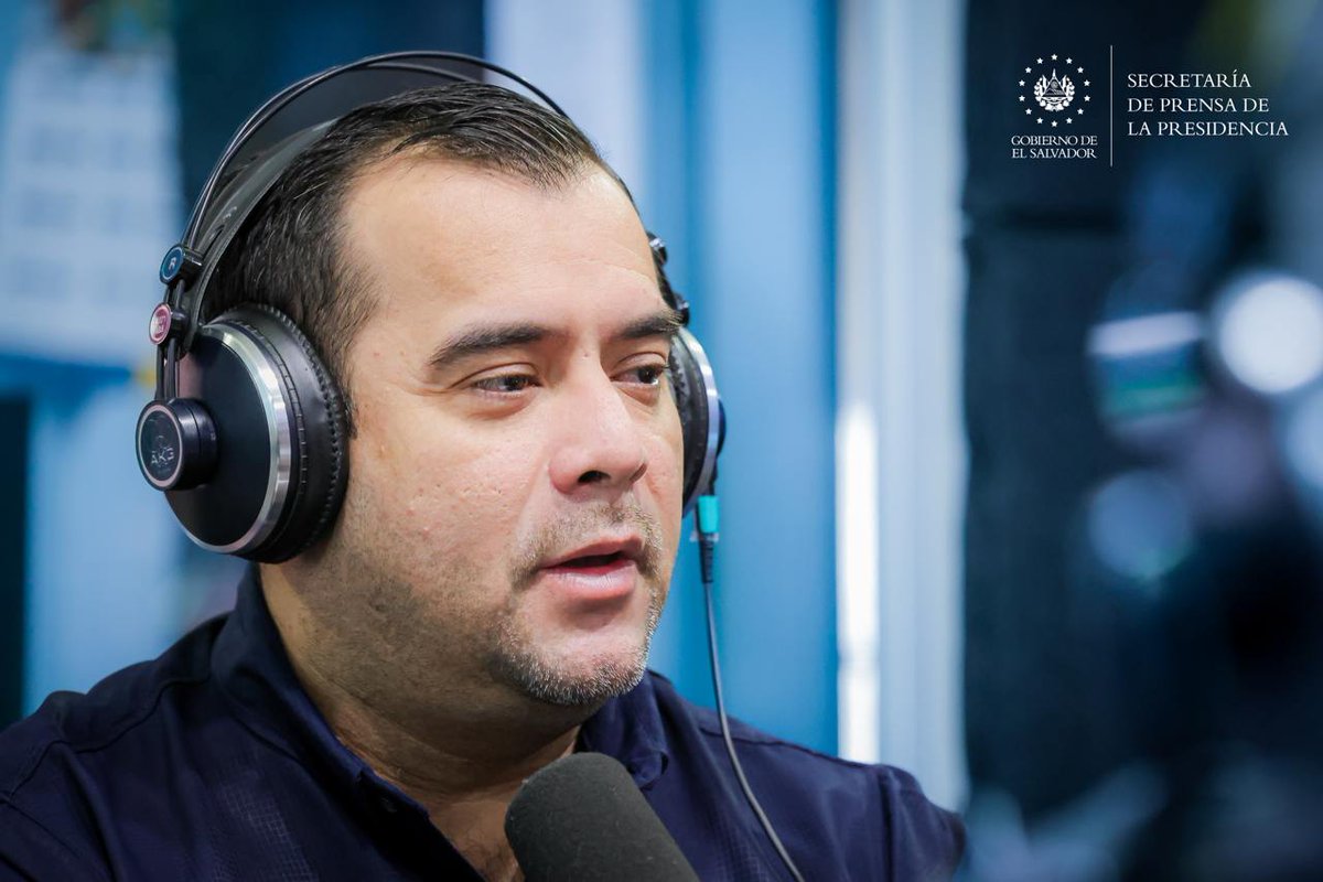 SecPrensaSV's tweet photo. @Fosaludoficial @DrCnunez @fosalud @SaludSV @isss_gob_sv #Fosalud | "Desde 2021, @Fosaludoficial ha incrementado 25 unidades de salud en horarios de 24 horas", destaca el director del Fondo Solidario para la Salud, @DrCnunez. #SecretaríaDePrensa https://t.co/qKTbtTQCZO