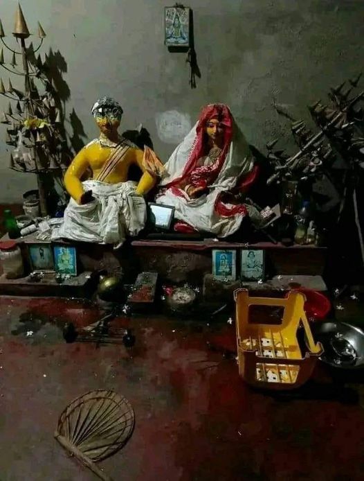 DurjoyDas3028's tweet photo. @ParodyAnjum Save the people of the Hindu community of Bangladesh. Our temples and houses are being looted. And false propaganda is being spread that we are saved in Bangladesh
#SaveBangladeshiHindus2024 #SaveBangladeshiHindus2024 https://t.co/B1M5JlDJM8