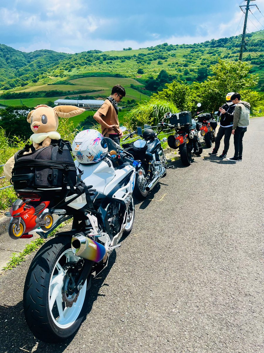 cbr250_133's tweet photo. 1日目!😇
愛媛⇨四国カルスト!
峠長かったなぁ〜
2日目も楽しむぞ!!🏍️💨💨
#yzfr25 #xvs250 #cl250 #cbr250rr #Eevee #四国カルスト https://t.co/SaJ4hlYqpr