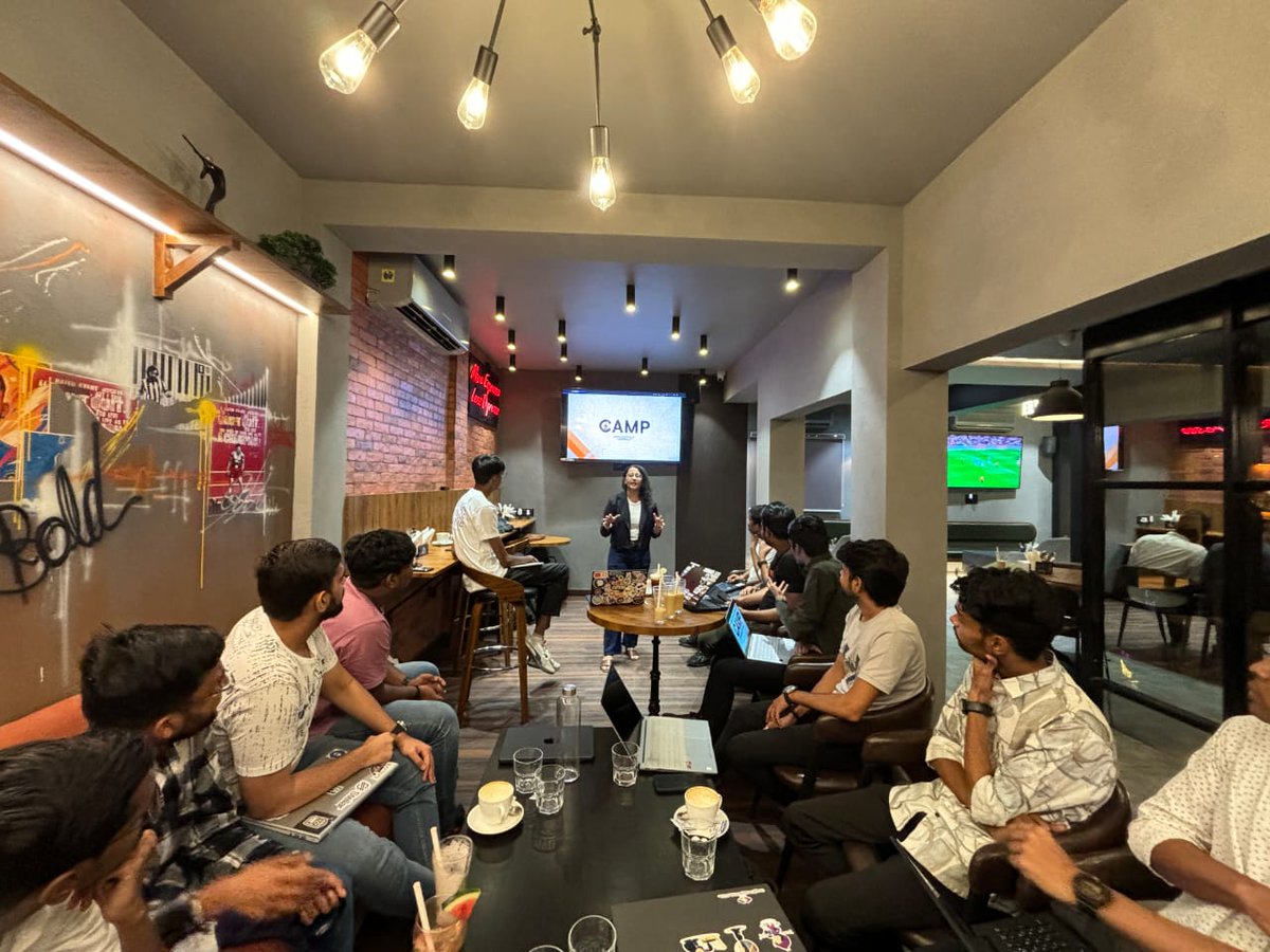 Paaash1432's tweet photo. This user friendly layer grants an user-centric ownership and manipulation of users data, thereby, understanding user behaviour. 👑 https://t.co/6GckcQoDPR