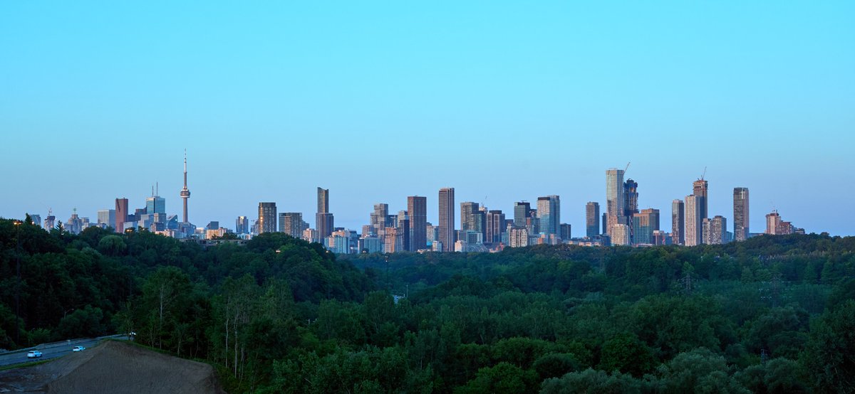 Russell Sutherland (@quist) on Twitter photo Toronto CBD from the <a href="/LeasideLife/">Leaside Life</a> <a href="/LeasideChitChat/">Leaside Chit Chat</a> bridge. A great view on my regular commute <a href="/DonCycle/">Cycle Don Valley Midtown</a> Toronto CBD from the <a href="/LeasideLife/">Leaside Life</a> <a href="/LeasideChitChat/">Leaside Chit Chat</a> bridge. A great view on my regular commute <a href="/DonCycle/">Cycle Don Valley Midtown</a>