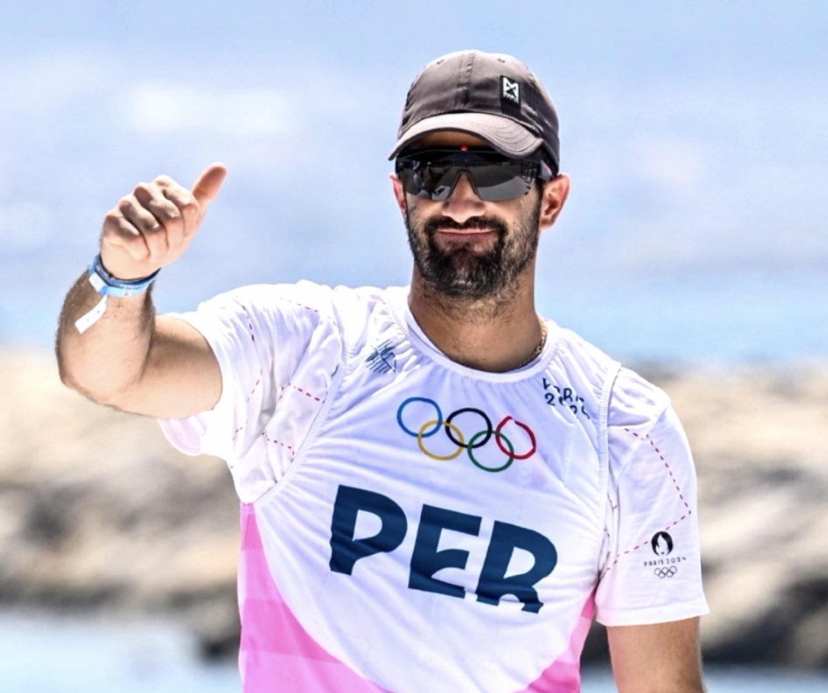 STEFANO PESCHIERA MEDALLISTA OLIMPICO! 🥉

CELEBRA PERÚ! 32 AÑOS! 32 AÑOS SIN GANAR UNA MEDALLA! HOY LA VELA NOS LLEVA A LO MAS ALTO. ORGULLO PERUANO!!!

ARRIBA PERU CARAJO!! 🇵🇪