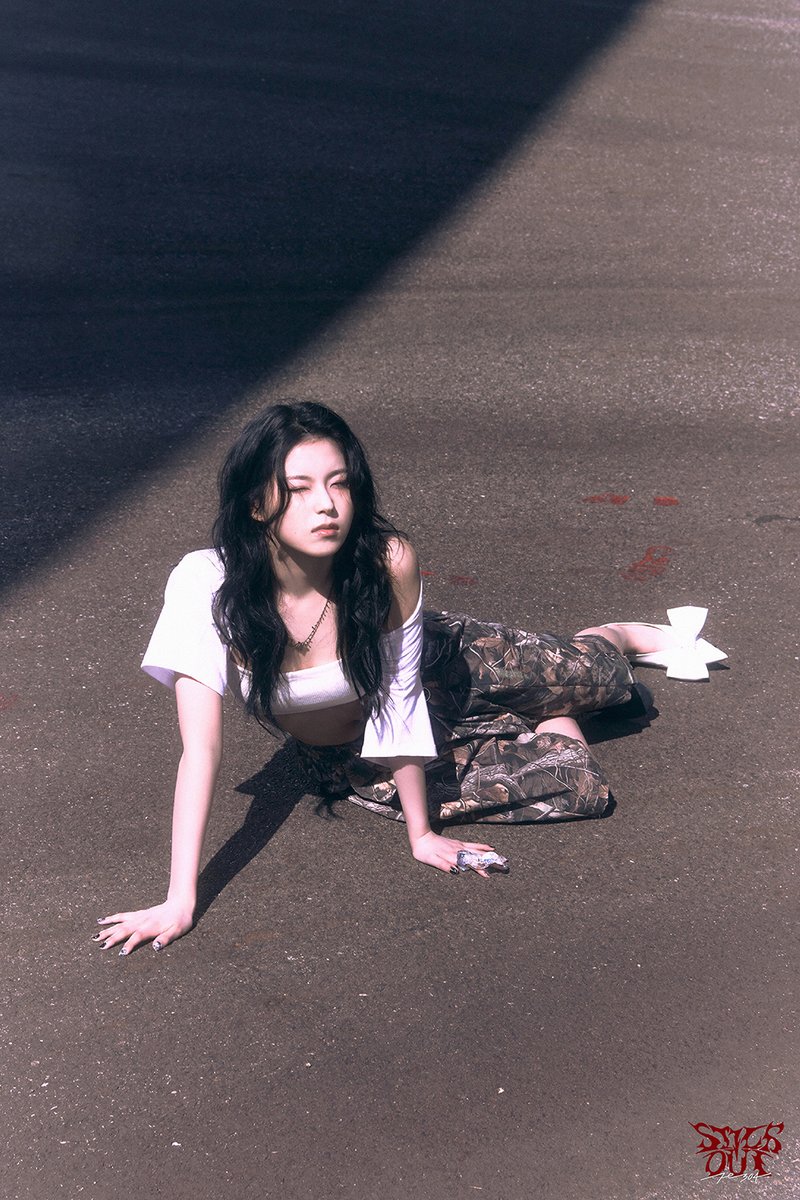 NMIXX(엔믹스) “Fe3O4: STICK OUT” Concept Photo: Nephelomancy Ver.
#규진 #KYUJIN

NMIXX 3rd EP "Fe3O4: STICK OUT"
➫ 2024.08.19 6PM (KST)

🌟 Pre-Save &amp; Pre-Order
NMIXX.lnk.to/Fe3O4STICKOUT

#NMIXX #엔믹스
#Fe3O4_STICKOUT