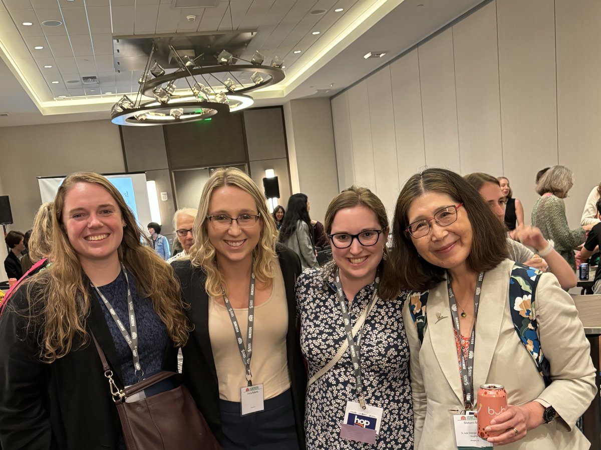 Found a few fantastic <a href="/Iowa_Biostat/">University of Iowa Department of Biostatistics</a> alumna at the <a href="/cwstat/">Caucus for Women in Statistics and Data Science</a> mixer!
Plus <a href="/_meganmccabe/">Megan McCabe</a> and David-Erick of <a href="/UIowaCPH/">University of Iowa Public Health</a>  #CTSDMC will be presenting their research this afternoon at #JSM2024 in sessions on causal inference + clinical trials and <a href="/AmstatNews/">ASA</a> CSP best posters this afternoon