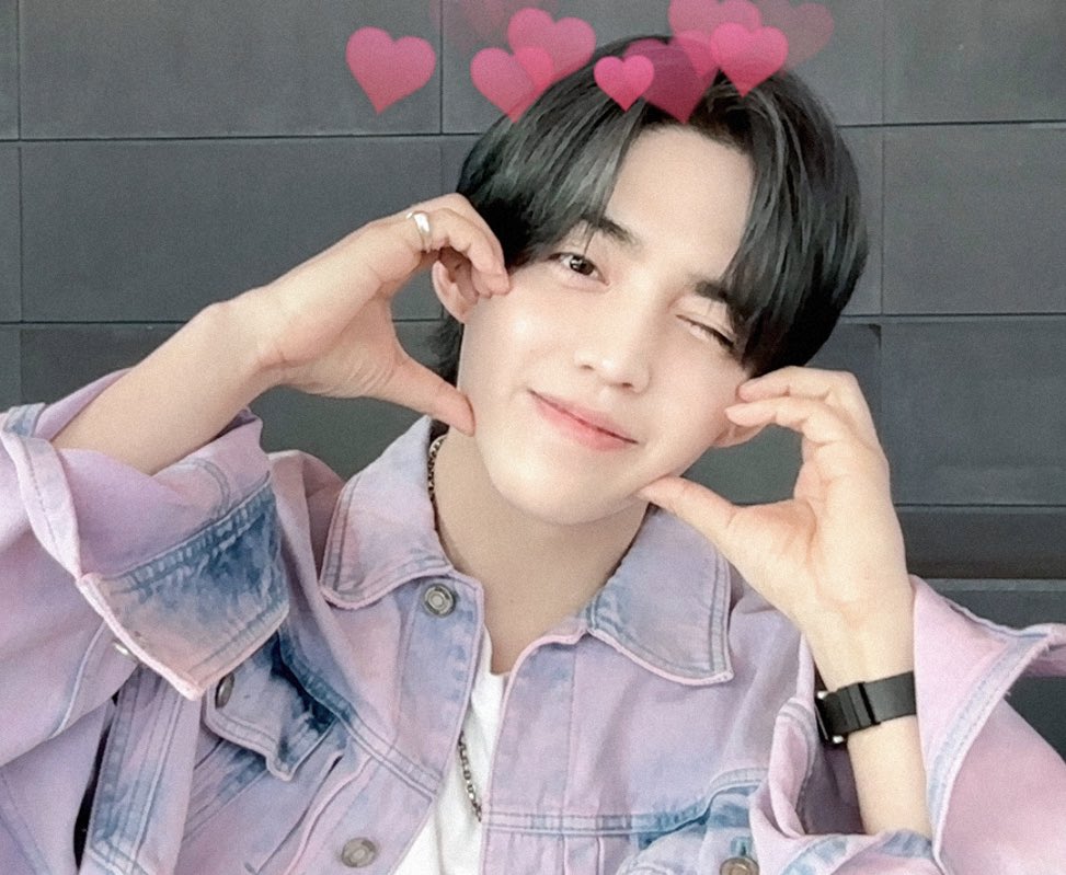 sounds_of_cheol's tweet photo. the birthday boy 💕 https://t.co/tqUaQ0h9Yz