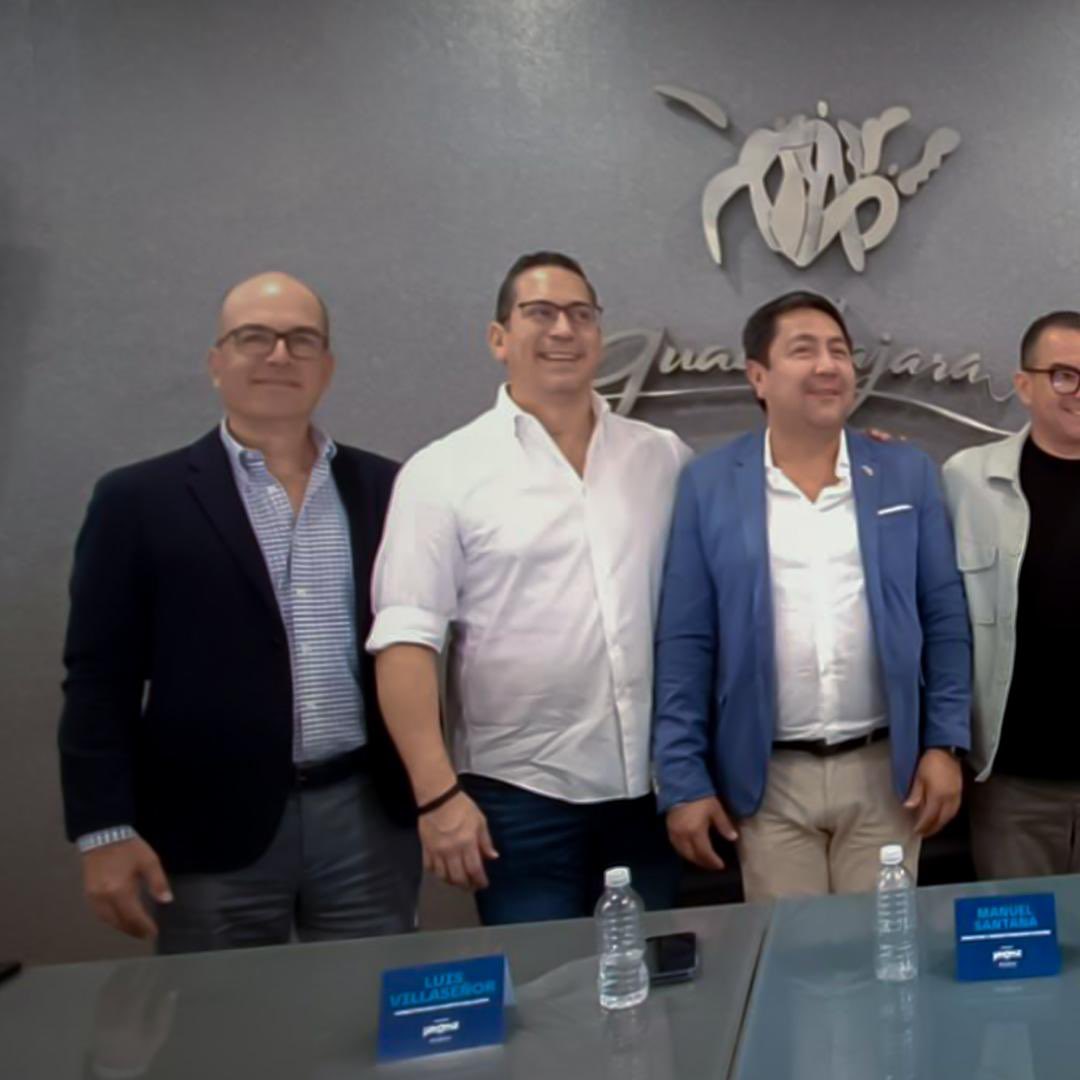 soyaldodeanda's tweet photo. Hoy asistí a la presentación de VINOMA
 “La Fiesta del Vino” 🍇🍷 en su primera edición en nuestra hermosa Perla Tapatía. 
Este evento se llevará a cabo del 7 al 9 de noviembre 📆, y Puerto Vallarta será el invitado de honor 🏝️. https://t.co/hBxS4y4I8n