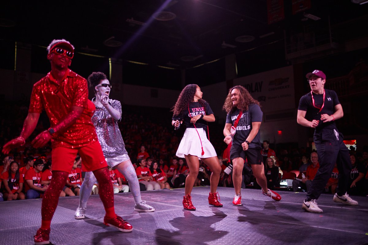 UNLVPresHeavey's tweet photo. 📣Volunteers needed for #RebelReady Week at #UNLV! Help us welcome new students and make their transition smooth and memorable. Be a part of this exciting week and show your Rebel spirit!
Sign up here: https://t.co/FwjgyqDMs8 https://t.co/zRdTYpxlOC