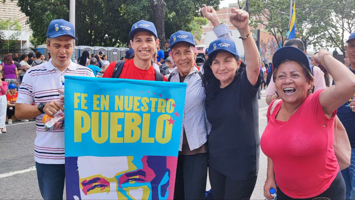 Min. Proceso Social de Trabajo (@mintrabajove) on Twitter photo #07Ago || Desde la Sede del ministerio @MinagrourbanaV Campesinos, Productores, Agricultores Urbanos y Pescadores marchan a favor de la Paz y en respaldo del Presidente <a href="/NicolasMaduro/">Nicolás Maduro</a>
#JusticiaSoberana
<a href="/AlexisJCorredor/">Alexis Corredor Pérez</a> #07Ago || Desde la Sede del ministerio @MinagrourbanaV Campesinos, Productores, Agricultores Urbanos y Pescadores marchan a favor de la Paz y en respaldo del Presidente <a href="/NicolasMaduro/">Nicolás Maduro</a>
#JusticiaSoberana
<a href="/AlexisJCorredor/">Alexis Corredor Pérez</a>