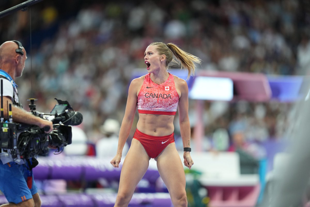 TeamCanada's tweet photo. Alysha Newman is #TeamCanada first Olympic pole vault medallist in 112 years 👀🇨🇦

📸: Darren Calabrese https://t.co/Sww19MSrCG