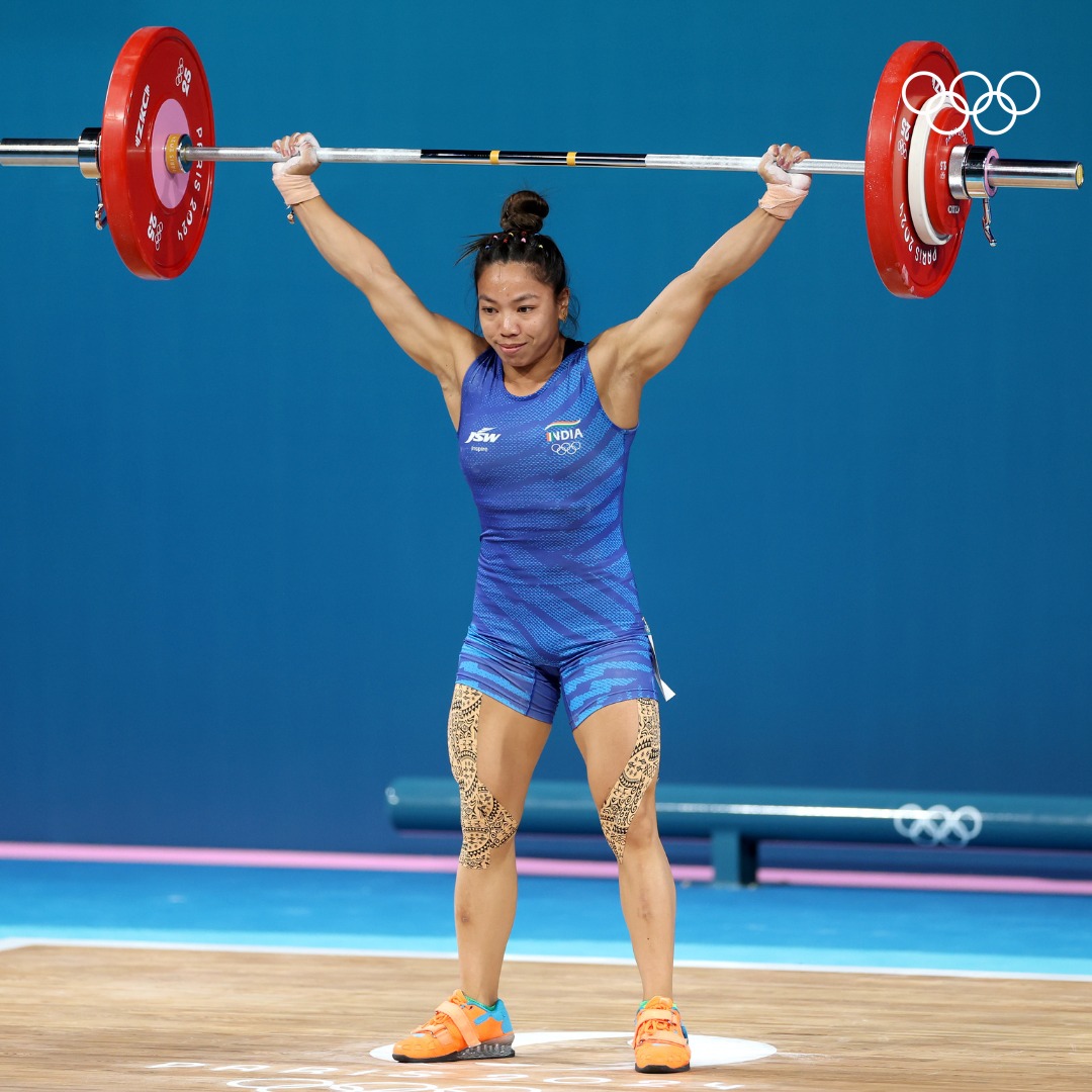 DewasiMota's tweet photo. #Mirabai_chanu
#Mirabaichanu #weightlifting                      #Olympics              
#perisolympics2024
#NeerajChopraWinsGold
Mirabai Chanu
#जय_हिंद🇮🇳🇮🇳 https://t.co/Sfc9I5JS0h