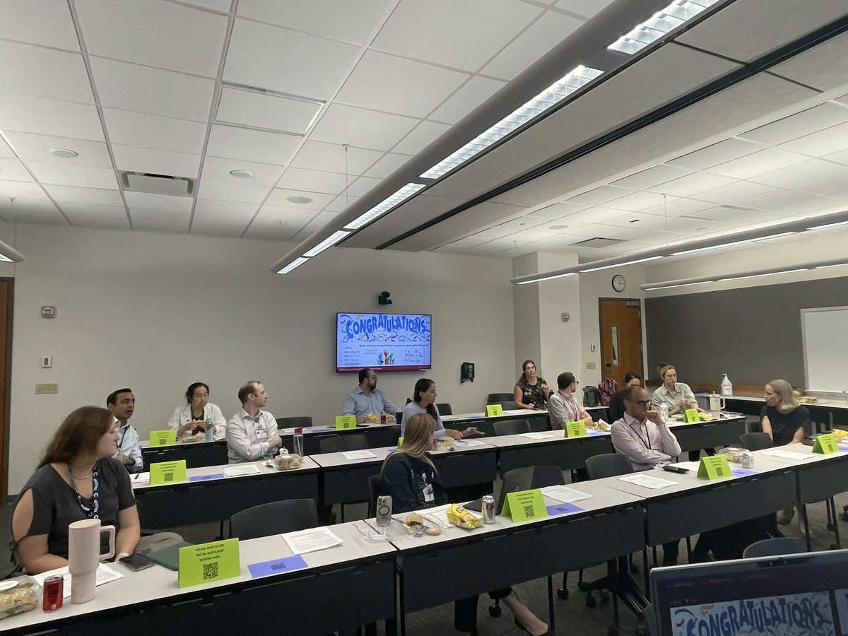 abbyWUim's tweet photo. 🥳🩺🥼🩺🥼🩻🔬🥼🩺📚📖🥳
It’s day 1 of our THIRD cohort of @WUSTLmed & @BarnesJewish #GME & @WashUAcadEd #ProgramDirectorBootcamp!! This is just one way we support, develop, sponsor, teach & mentor our #ProudPDs #EducatorDevelopment #facultyDevelopment #SavePDs #SupportTrainees https://t.co/2SdvL2Uw9l