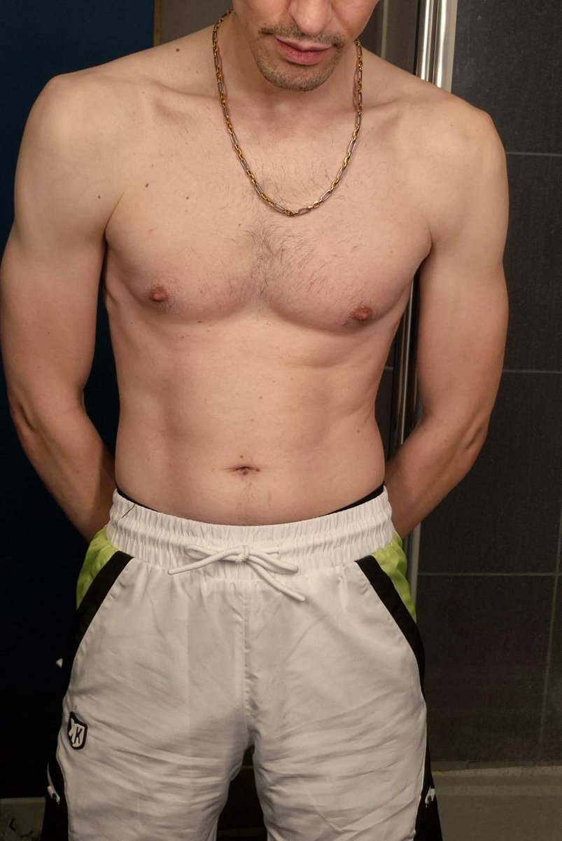 FKcashmaster's tweet photo. 💦after workout #moneyslave #cashslave #paypig #humanatm #cashpig #cashmeet #findom  #cashmaster #bdsm #moneyslave #cashslave #paypig #humanatm #cashpig #cashmeet #findom  #cashmaster #bdsm https://t.co/mws1IhyC5d