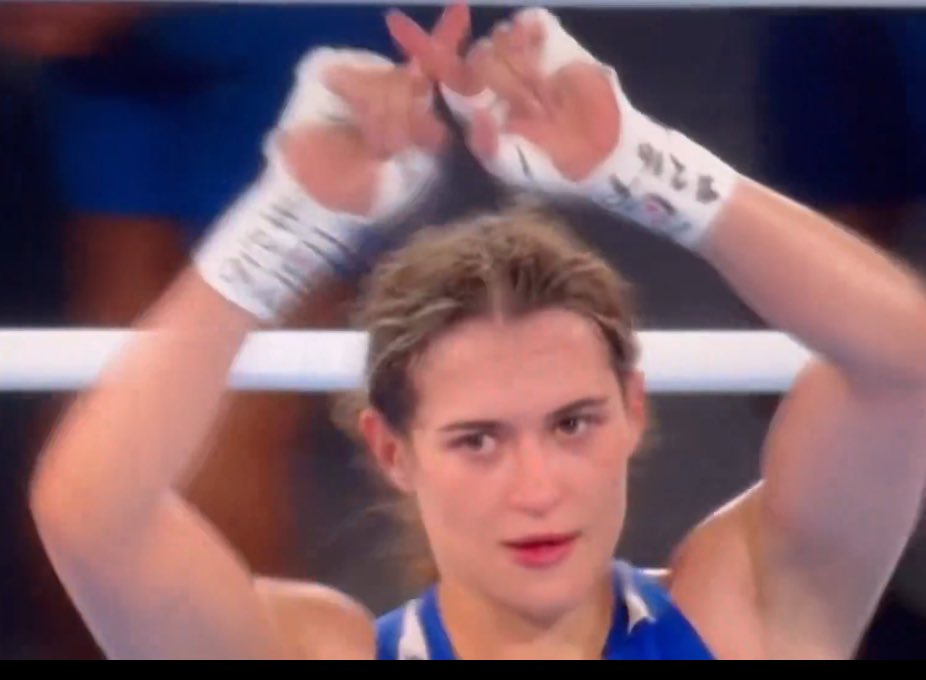 🇹🇷🥊Turkish female boxer makes powerful statement after being beaten by a biological male during the Olympics semi-finals. 

Esra Yildiz Kahraman made an ‘X’ symbol to show that she is a real woman with XX chromosomes after being defeated by Lin Yu-Ting tonight.
