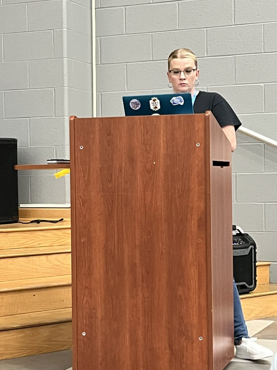 Kristin Bell tweet media