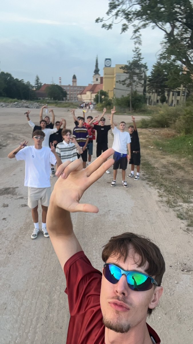 <a href="/eremvole/">erem</a> Protože Brno hulí kýble!!!!