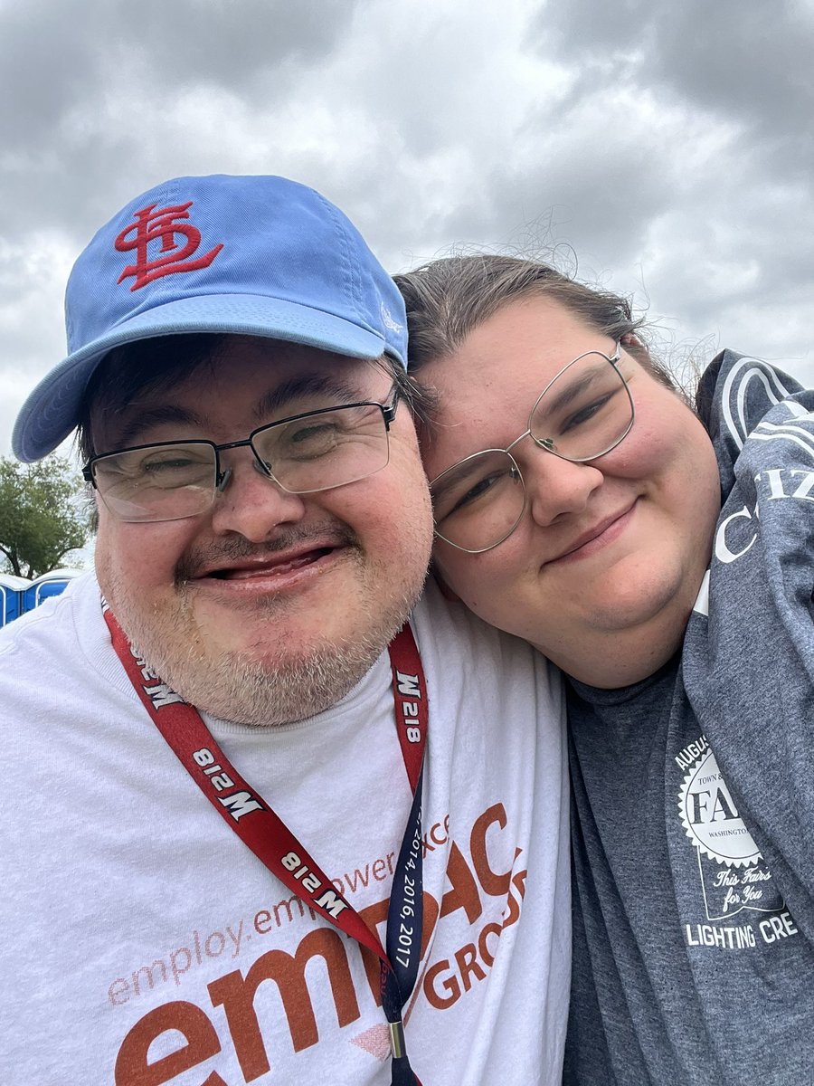buddyashley97's tweet photo. Day one! #24washmofair https://t.co/4JBFzOd9io