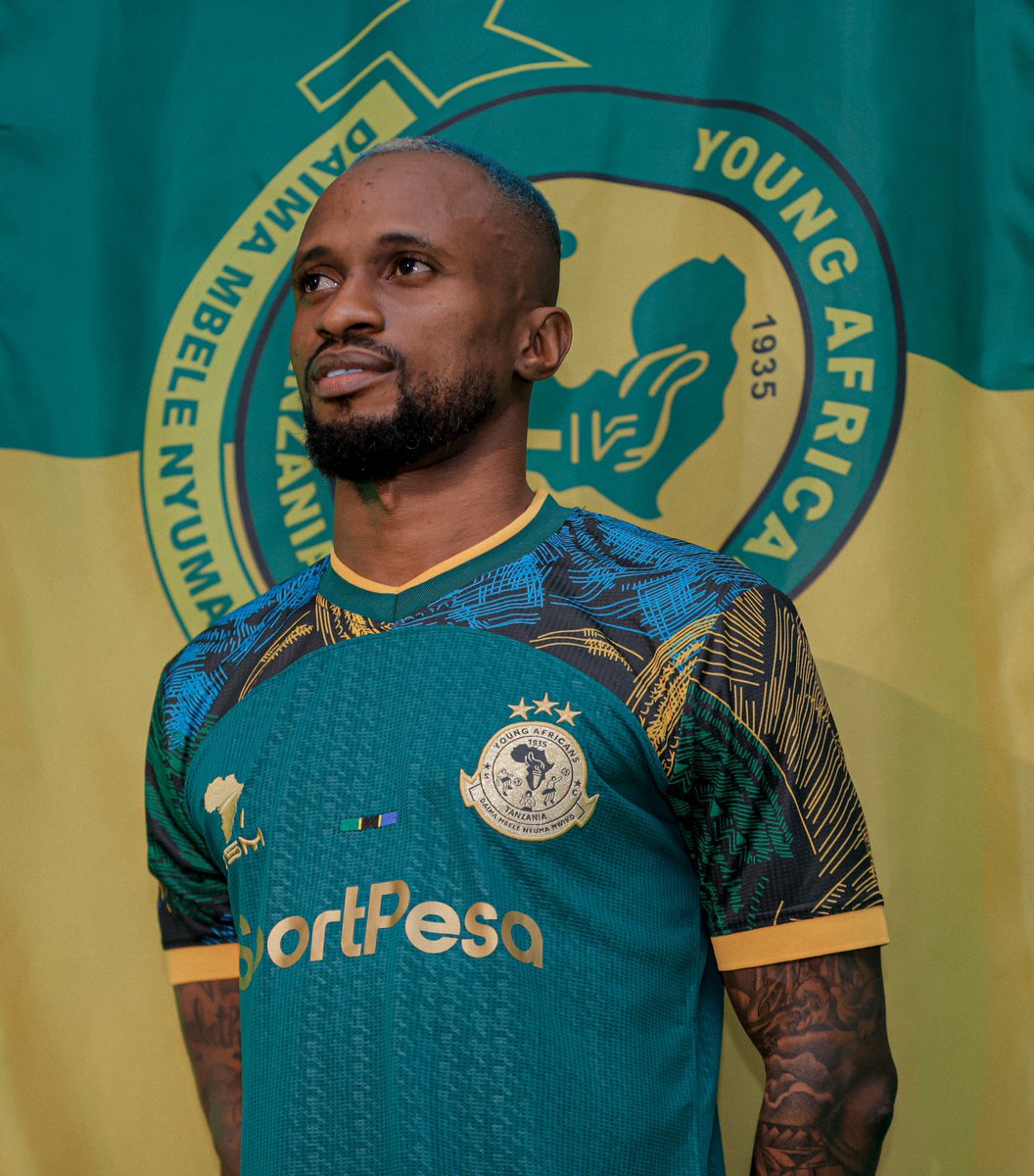 Lloyd_pyper's tweet image. Huge shoutout to peodoh Paćome Zouzoua for their incredible performance! Always inspiring with every play. Keep shining! 🌟⚽️ #FavoritePlayer #Inspiration #GoTeam