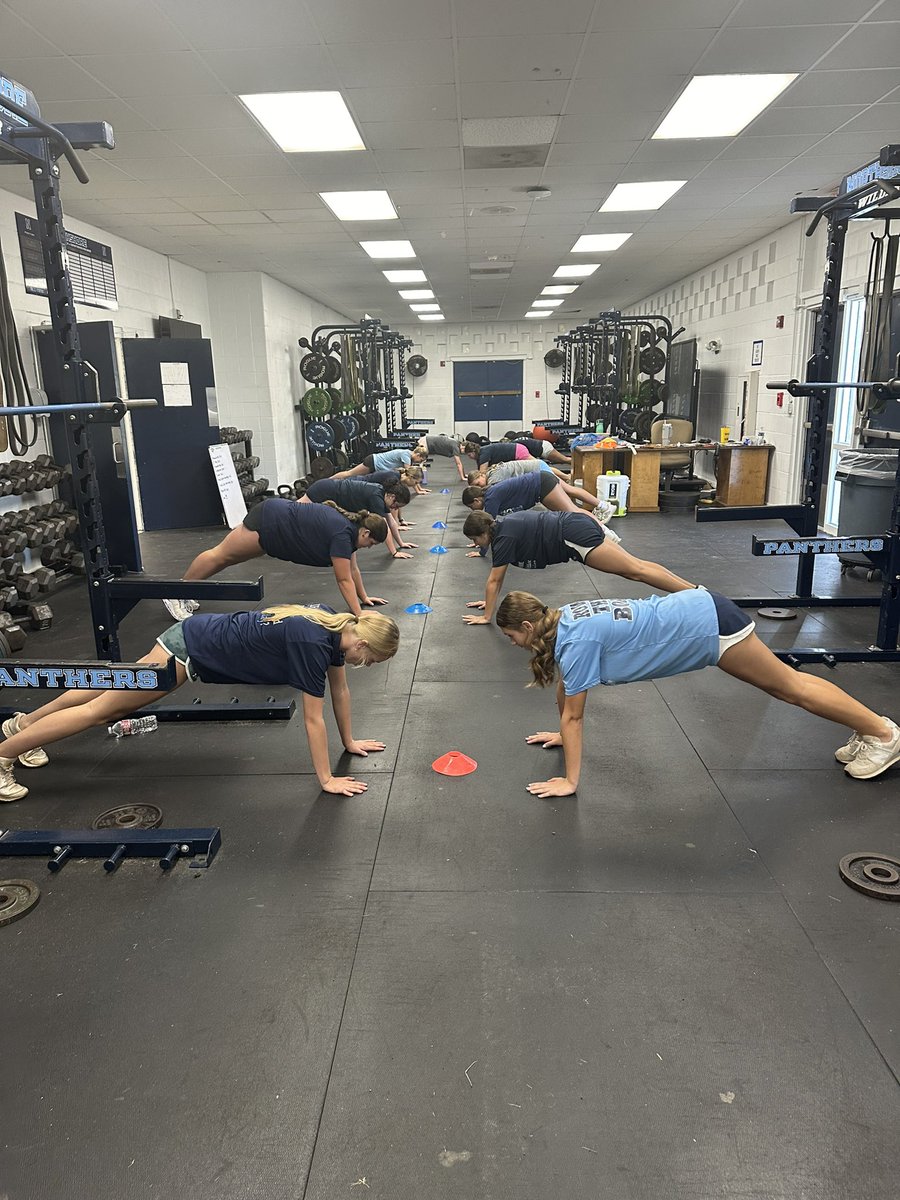 Ended our last summer workout with a little snatch the cone today! These girls showed up and put in the work this summer! Excited to get them back on campus tomorrow! Have a great school year! 💪