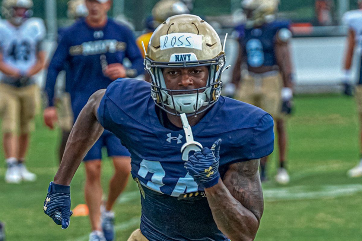 NavyFBrecruit's tweet photo. Fresh pics from today

#GoNavy | #LetsFly25 https://t.co/RDVZPIeTWg