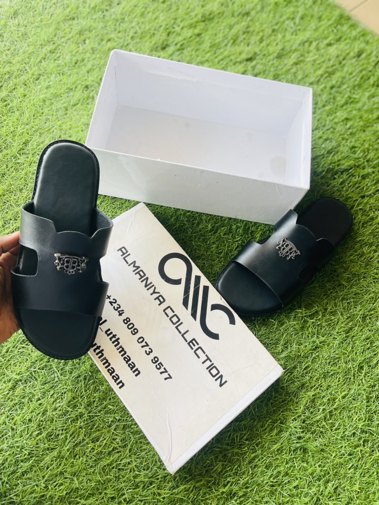 el_uthmaan's tweet photo. These are shoes by Almaniya Collection.

N8, 500 each

WhatsApp 08090739577

Location Kaduna

Nationwide Delivery 🚚

RT Dan Allah 👏🏻 https://t.co/PKwku1buYC