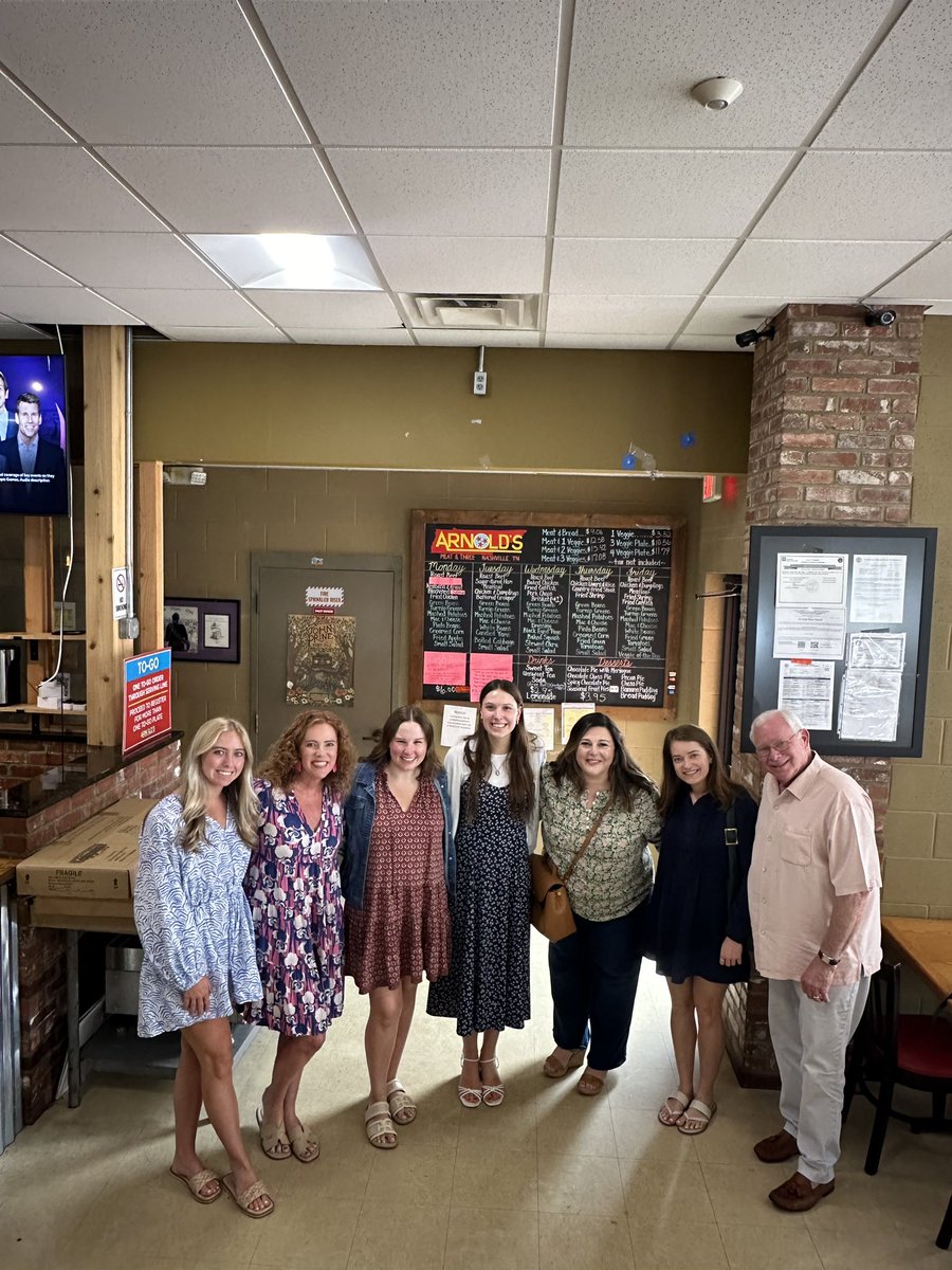 mcneelybrockman's tweet photo. MBPR is saying a bittersweet goodbye to our intern Madeline today! We have loved having her on our team for the summer and can't wait to see what the future holds for her as she starts her sophomore year at the University of Tennessee, Knoxville. https://t.co/WIRNfeWVcQ
