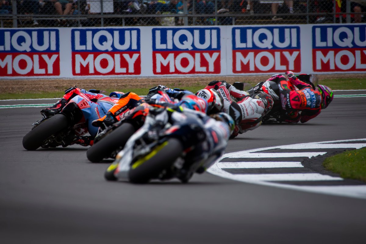 Focus42_'s tweet photo. Moto 2 Silverstone 2024

#moto2 #silverstone #motorsport #motorsportphotography

More on my other socials https://t.co/xPBKvuiU6M