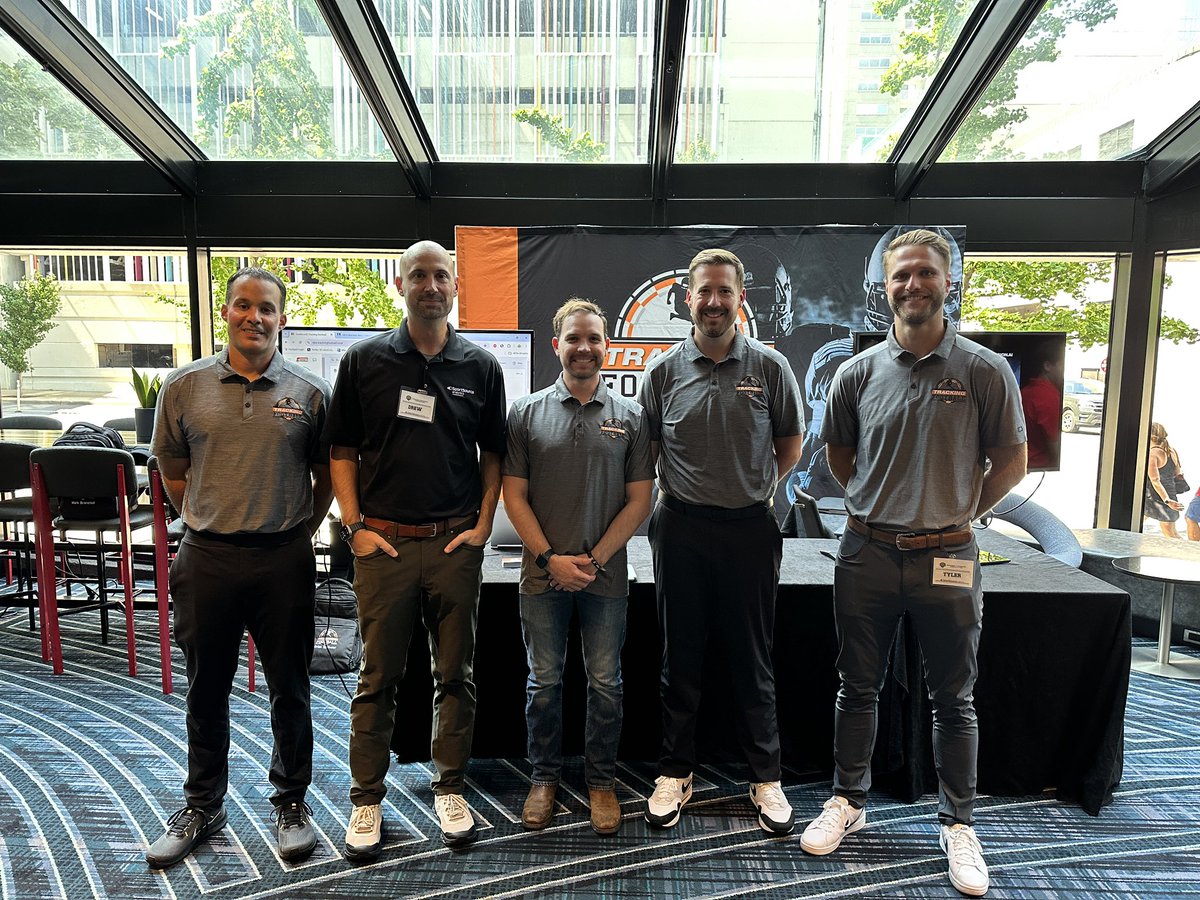 TrckFootball's tweet photo. Thankful for the opportunity to connect and engage with so many talented people at the @FBRecSymposium. We truly value the enthusiasm, vision and loyalty of our first class CFB personnel clients. https://t.co/waIFXuzm7o